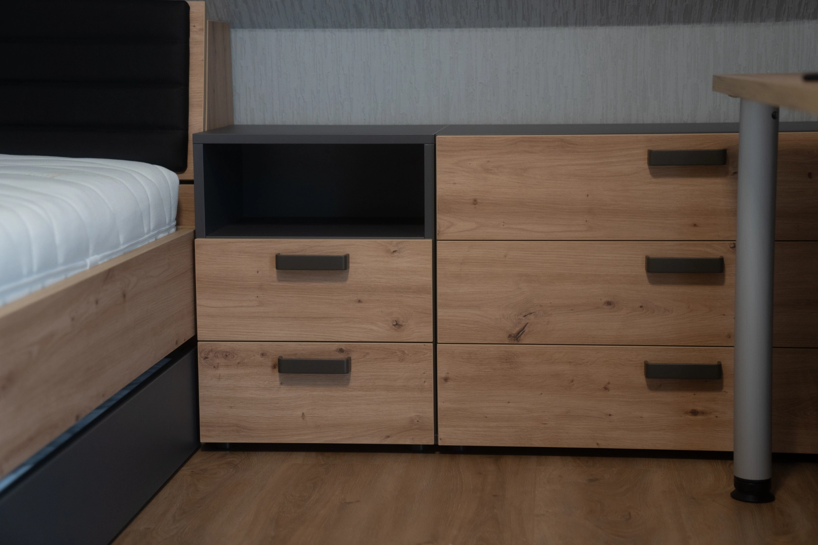 kawre-transport-umzug-montage-regal-schrauben-04